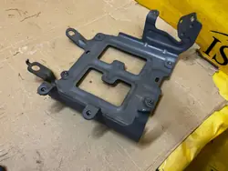 Ohjainkiinnike OEM L1M8-7K011-AB Ford Explorer MK6