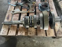 Kytkinlaakeri ZF 12AS2131 - Käytetty