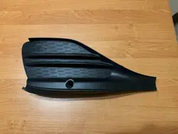 Grille de pare-chocs avant Mercedes-Benz A2068854105