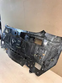 Painel traseiro OEM 7241 para Peugeot 108/Citroen C1