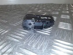 Interruptor Ford Focus OEM AM5T18K574AB - Usado