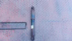 Ammortizzatore posteriore destro Lexus IS220 05-