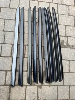 Citroen C5 2009 Moldura de ventana delantera