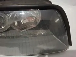 Audi A4 B6 Bixenon Xenon Phare Droit 8E0941030T