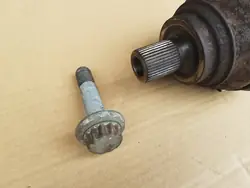 Arbre de transmission avant droit VW Caddy III Touran I 1.9 TDI