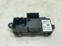 Relais ventilateur chauffage Volvo V40 2.0L diesel OEM 31369487