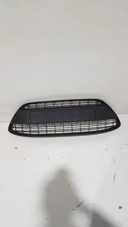Grade de ventilação dianteira Ford Fiesta 8A6117B968A
