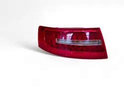 Feu arrière gauche pour Audi A6 C6 Sedan 08-10