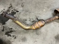 Tubo de escape izquierdo OEM Mercedes G63 AMG W463 Lift