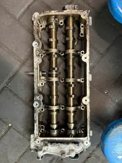 Árvore de cames OEM 05L103308S para Audi 2.0 TDI - Usado