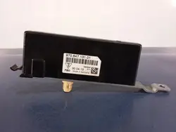 Porsche 97064713101 antennivahvistin Panamera I 970:lle