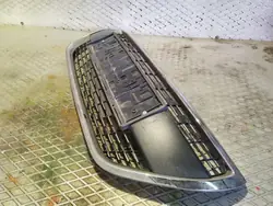 Rejilla Peugeot 208 Lift OEM 9810535677 Usado
