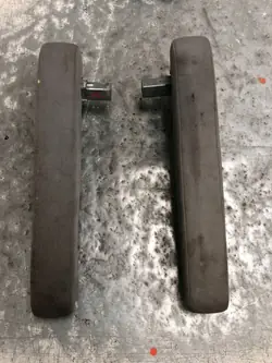 Reposabrazos OEM APU26579 Izquierdo & Derecho Mercedes W906
