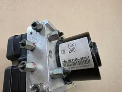 Pompe ABS OEM 06.2190-0635.4 pour Suzuki Swift MK6