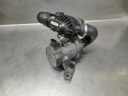 Pompe à eau BMW OEM 70285320 - État utilisé
