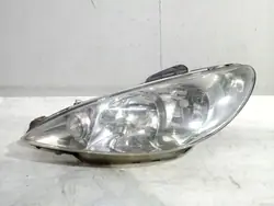 Farol Dianteiro Esquerdo Peugeot 206 OEM 9628666880
