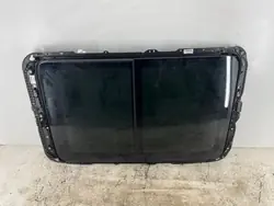 Volkswagen Tiguan schuifdak OEM 5NA877041L - Gebruikt