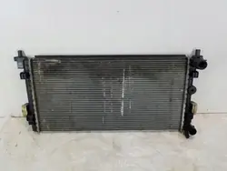 Radiador de água OEM 6R0121253L para Skoda Rapid 1.4 TDI