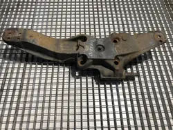 Support de fixation airbag gauche OEM 21196826 Volvo FH II