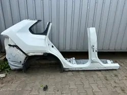 Panneau latéral droit arrière OEM RAV4 avec pilier