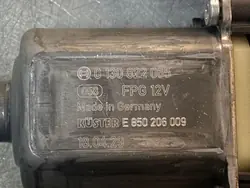 OEM 2Q2959882 Etuoven ikkunan moottori - Käytetty