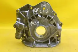 Oliepomp OEM 074115109B voor VW Transporter T4 2.5 TDI