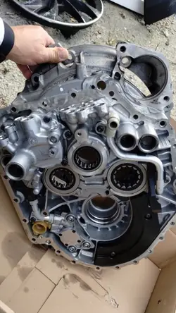 VW Vaihteiston kotelo OEM 0GC 301 107 - Käytetty