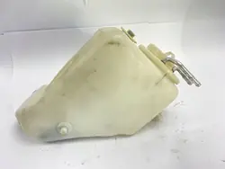 Lämmitetty tuulilasinpesunesteen säiliö Mercedes W124