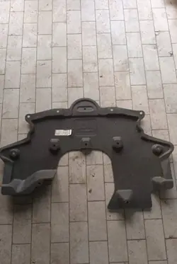 Cache Moteur OEM 758923997R pour Renault Austral