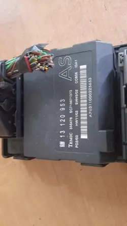 Module Confort Opel Vectra C 13120953AS