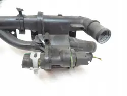 Ford Termostaatin Kotelo OEM 9820023280 Käytetty