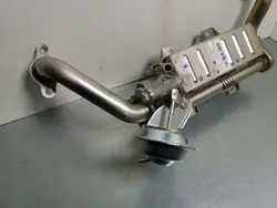 Refrigerador EGR Toyota OEM FBZ6841 - Usado
