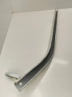 Oberer Schiebetürschiene Renault Trafic III OEM UVY7883