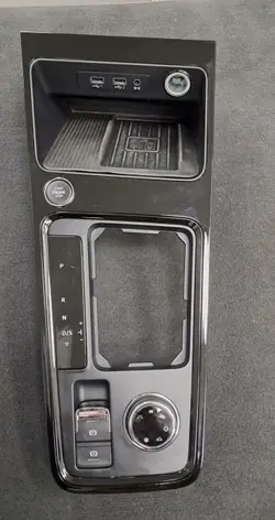 Seat Ateca keskikäytävä OEM 576863283CN 575035736