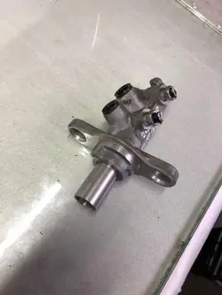 Bromscylinder OEM 196232208 för Opel Insignia A