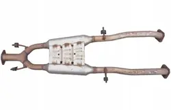OEM 20300JL50A Mittelschalldämpfer Infiniti QX70 FX30d 3.0d