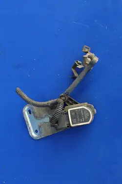 Sensor de nível dianteiro Mercedes CLS W218 A0065428318