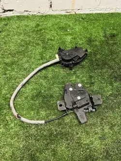 BMW OEM 9482992 Heckklappen-Aktor für X7 G07