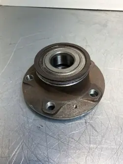 Cupra Formentor takapyörän navan OEM FBZ22545