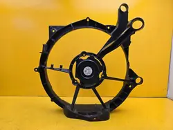 Porsche Taycan Tuulettimen Kotelo OEM 9J1959456D - Käytetty