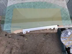Vitre Portière Avant Droite OEM BRE7490 Mercedes SLK R170