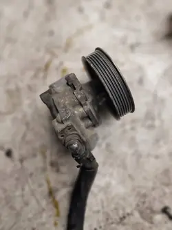 Bomba hidráulica Audi OE 7L8422154J, direção