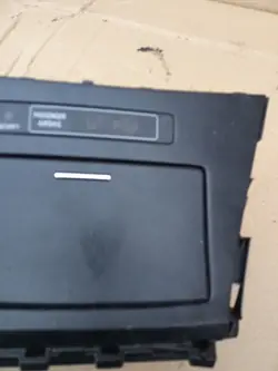 Toyota askfatspanel OEM POPIELNICZKA PANEL