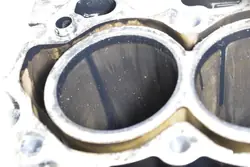 Bloc Moteur OEM LUCAR 47012 pour Ford 1.6 TDCI