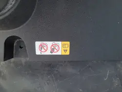 Couvercle supérieur de ceinture avant Toyota Corolla E21 1.8 B Hybrid