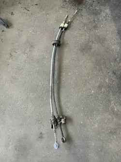 Opel Zafira B 1.9 CDTI Versnellingskabels OEM 55351948