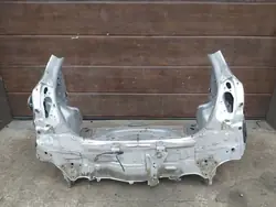Plancher arrière Toyota Yaris II OEM YARIS II PAS TYLNY OKULAR