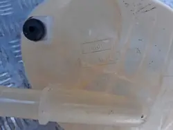 FORD FIESTA MK8 Ausgleichsbehälter GN118A080AA