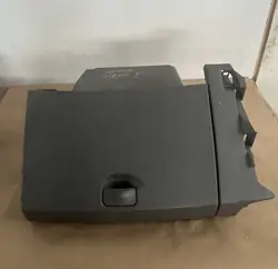 Hansikaslokero OEM FKE2506 Renault Megane Scenic II:lle