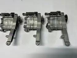 Bomba de óleo Mercedes-Benz OE A6421810847 Usada